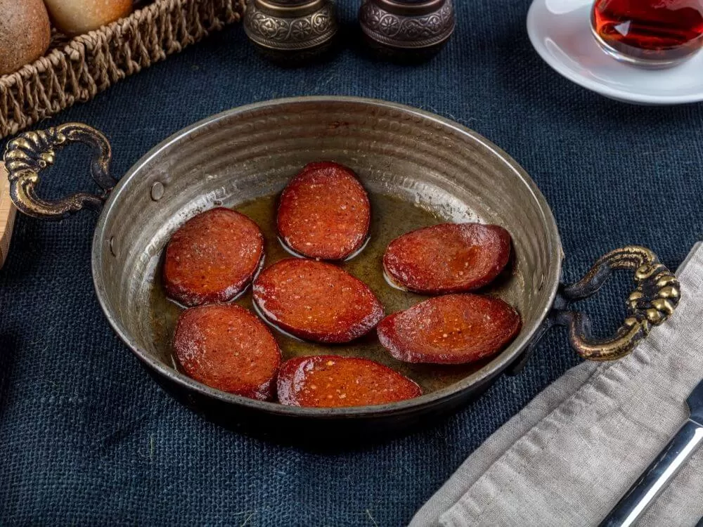 Sahanda Sade Kasap Sucuk